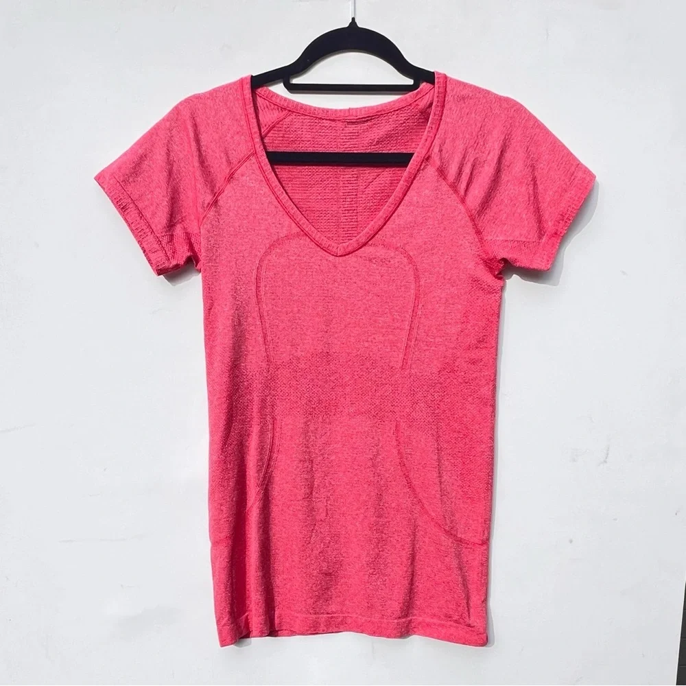 Lululemon short sleeve V-neck swiftly Tech size 6 shirt top